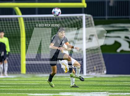 Thumbnail 1 in Grand Oaks vs Eisenhower (UIL6A RegionII Bi-district playoffs) photogallery.