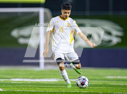 Thumbnail 1 in Grand Oaks vs Eisenhower (UIL6A RegionII Bi-district playoffs) photogallery.