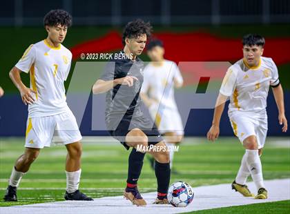 Thumbnail 1 in Grand Oaks vs Eisenhower (UIL6A RegionII Bi-district playoffs) photogallery.