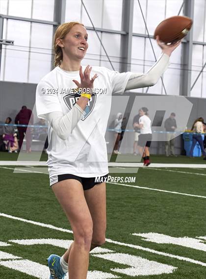 Thumbnail 3 in Jaguars QB Skills Challenge photogallery.