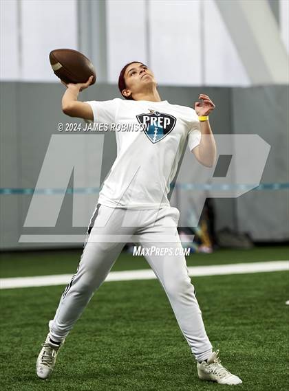 Thumbnail 3 in Jaguars QB Skills Challenge photogallery.