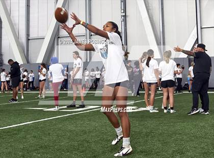 Thumbnail 3 in Jaguars QB Skills Challenge photogallery.