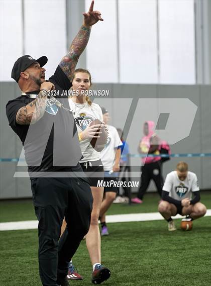 Thumbnail 3 in Jaguars QB Skills Challenge photogallery.