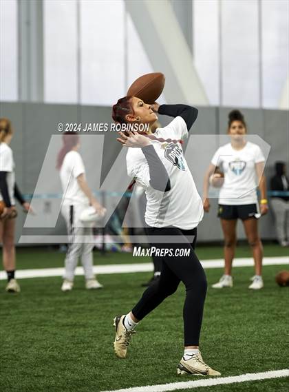 Thumbnail 1 in Jaguars QB Skills Challenge photogallery.