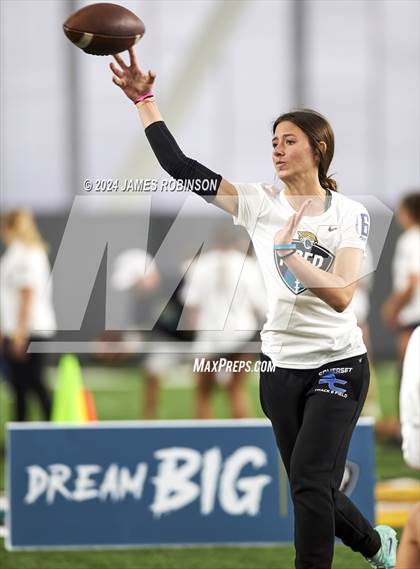 Thumbnail 1 in Jaguars QB Skills Challenge photogallery.