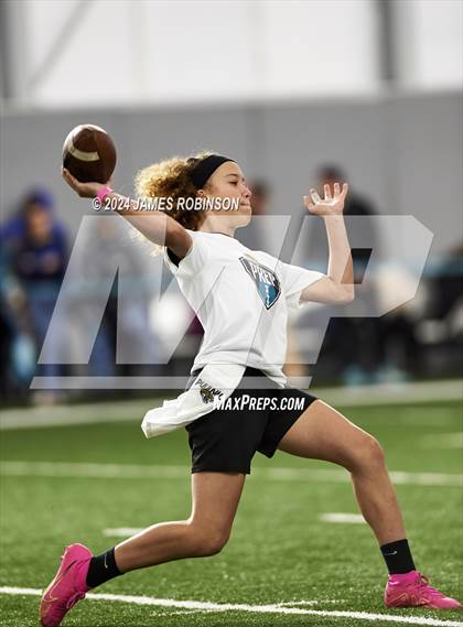 Thumbnail 2 in Jaguars QB Skills Challenge photogallery.