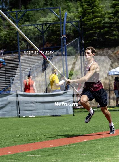 Thumbnail 2 in CIF NS Division 2 Finals (Pole Vault) photogallery.