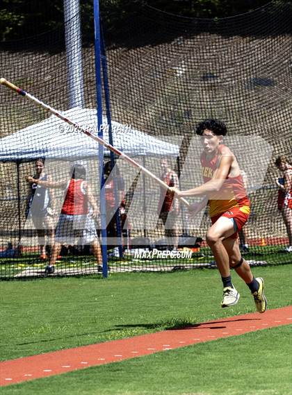 Thumbnail 2 in CIF NS Division 2 Finals (Pole Vault) photogallery.