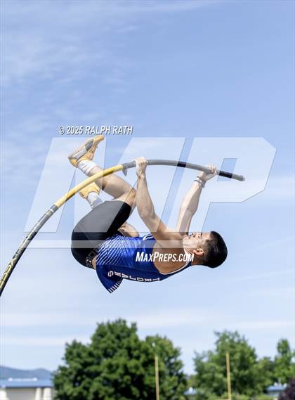 Thumbnail 3 in CIF NS Division 2 Finals (Pole Vault) photogallery.