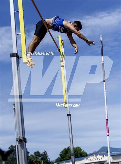 Thumbnail 3 in CIF NS Division 2 Finals (Pole Vault) photogallery.