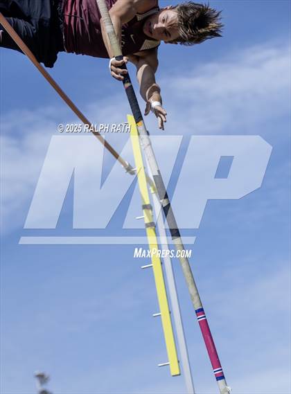 Thumbnail 2 in CIF NS Division 2 Finals (Pole Vault) photogallery.