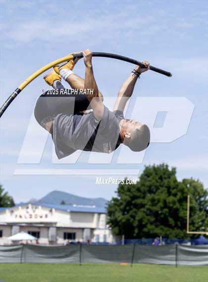 Thumbnail 3 in CIF NS Division 2 Finals (Pole Vault) photogallery.