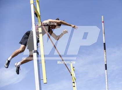 Thumbnail 3 in CIF NS Division 2 Finals (Pole Vault) photogallery.