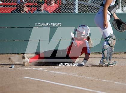 Thumbnail 3 in Capuchino @ Burlingame photogallery.