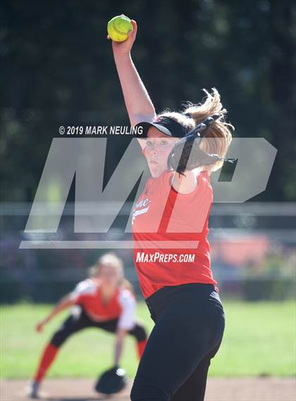 Thumbnail 2 in Capuchino @ Burlingame photogallery.