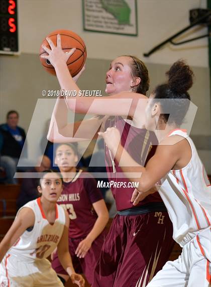 Thumbnail 3 in Mission Hills vs. Central (St. Mary's Stockton MLK Showcase) photogallery.