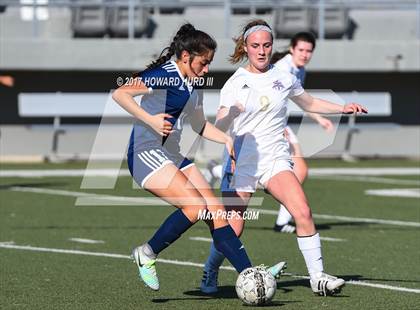 Thumbnail 1 in Timber Creek vs. Nimitz (Jonny Baggett Memorial Kickoff Classic) photogallery.