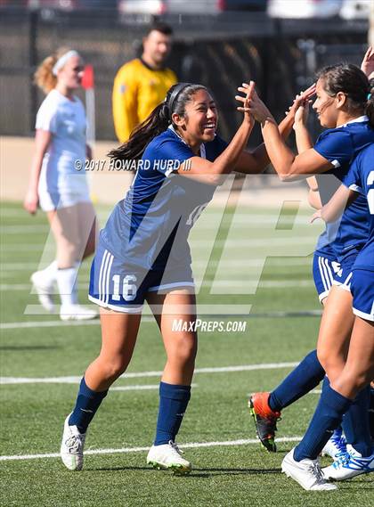 Thumbnail 2 in Timber Creek vs. Nimitz (Jonny Baggett Memorial Kickoff Classic) photogallery.