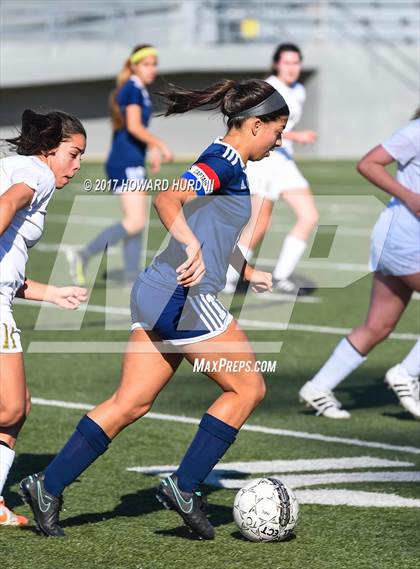 Thumbnail 2 in Timber Creek vs. Nimitz (Jonny Baggett Memorial Kickoff Classic) photogallery.