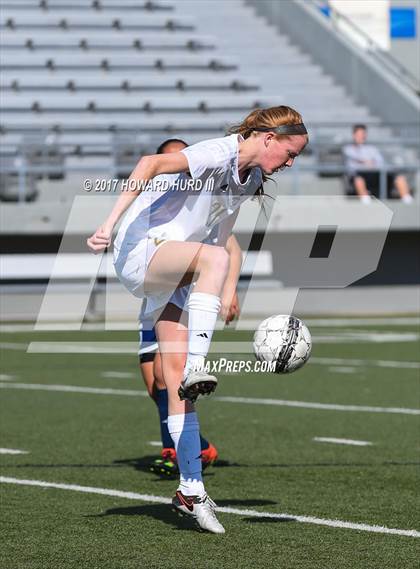 Thumbnail 3 in Timber Creek vs. Nimitz (Jonny Baggett Memorial Kickoff Classic) photogallery.