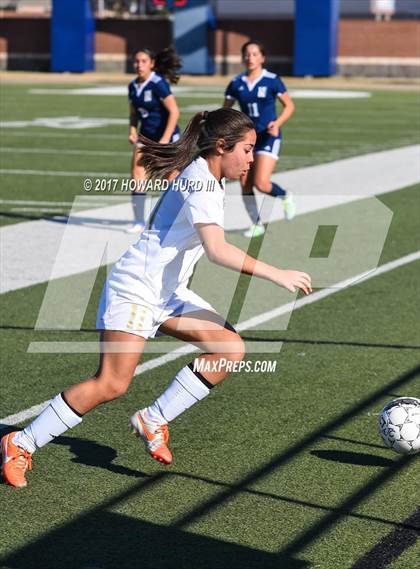 Thumbnail 3 in Timber Creek vs. Nimitz (Jonny Baggett Memorial Kickoff Classic) photogallery.