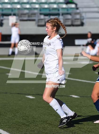 Thumbnail 1 in Timber Creek vs. Nimitz (Jonny Baggett Memorial Kickoff Classic) photogallery.