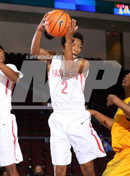 Thumbnail 2 in Clark vs. Pasadena (Tarkanian Classic) photogallery.
