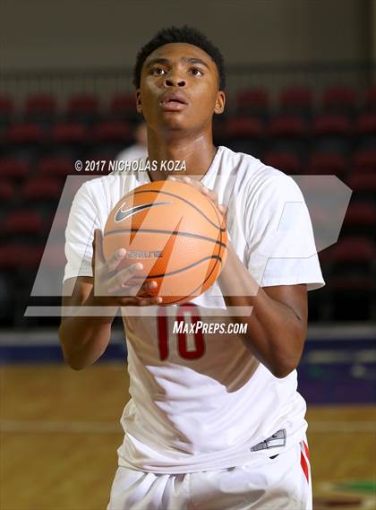 Thumbnail 1 in Clark vs. Pasadena (Tarkanian Classic) photogallery.