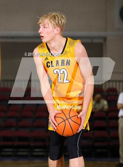 Thumbnail 3 in Clark vs. Pasadena (Tarkanian Classic) photogallery.