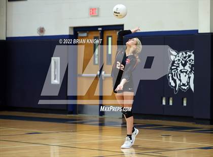 Thumbnail 1 in Hardee @ McKeel Academy (FHSAA 4A District 8 - Quarterfinals) photogallery.