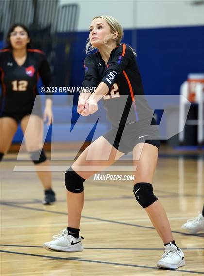 Thumbnail 1 in Hardee @ McKeel Academy (FHSAA 4A District 8 - Quarterfinals) photogallery.