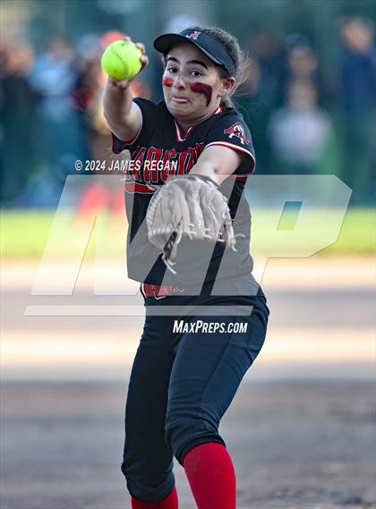 Thumbnail 2 in Aragon vs Hillsdale (Chanteloup) photogallery.