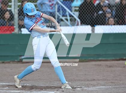 Thumbnail 1 in Aragon vs Hillsdale (Chanteloup) photogallery.
