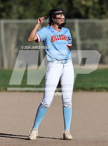Thumbnail 2 in Aragon vs Hillsdale (Chanteloup) photogallery.