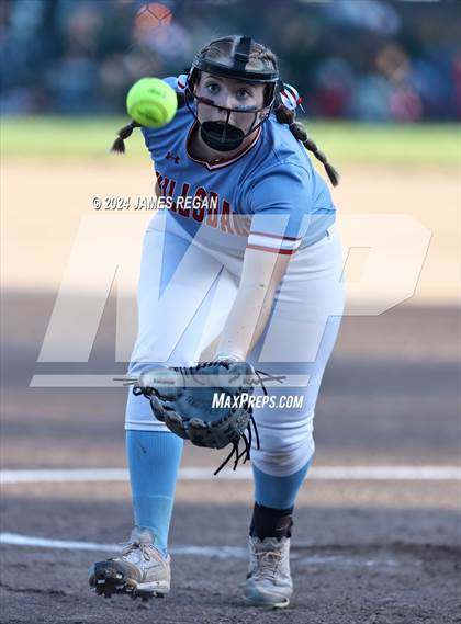 Thumbnail 3 in Aragon vs Hillsdale (Chanteloup) photogallery.