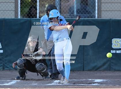 Thumbnail 1 in Aragon vs Hillsdale (Chanteloup) photogallery.