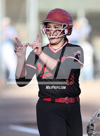 Thumbnail 1 in Aragon vs Hillsdale (Chanteloup) photogallery.