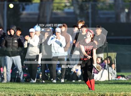 Thumbnail 1 in Aragon vs Hillsdale (Chanteloup) photogallery.