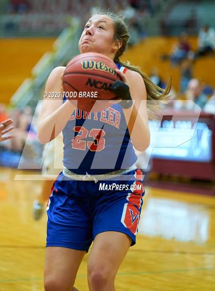 Thumbnail 2 in Volunteer @ Dobyns-Bennett photogallery.