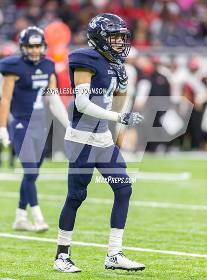 Thumbnail 2 in Clear Brook vs. Kingwood (6A Bi-District Playoff) photogallery.