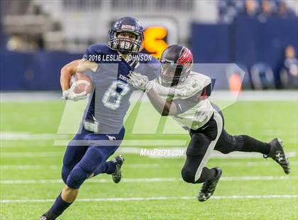 Thumbnail 2 in Clear Brook vs. Kingwood (6A Bi-District Playoff) photogallery.