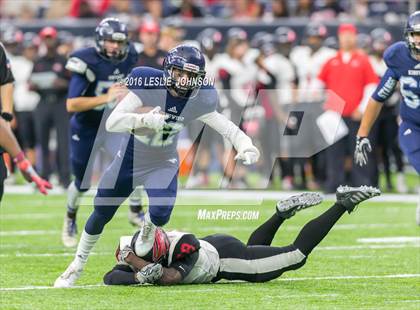 Thumbnail 2 in Clear Brook vs. Kingwood (6A Bi-District Playoff) photogallery.