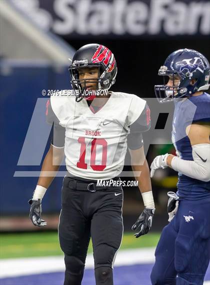 Thumbnail 1 in Clear Brook vs. Kingwood (6A Bi-District Playoff) photogallery.