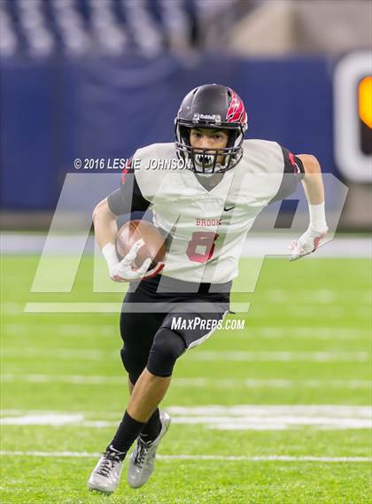 Thumbnail 2 in Clear Brook vs. Kingwood (6A Bi-District Playoff) photogallery.