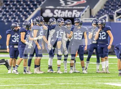 Thumbnail 3 in Clear Brook vs. Kingwood (6A Bi-District Playoff) photogallery.