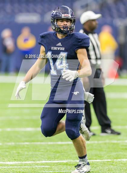 Thumbnail 3 in Clear Brook vs. Kingwood (6A Bi-District Playoff) photogallery.