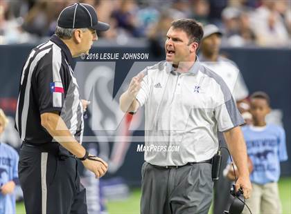 Thumbnail 2 in Clear Brook vs. Kingwood (6A Bi-District Playoff) photogallery.