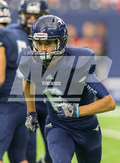 Thumbnail 3 in Clear Brook vs. Kingwood (6A Bi-District Playoff) photogallery.