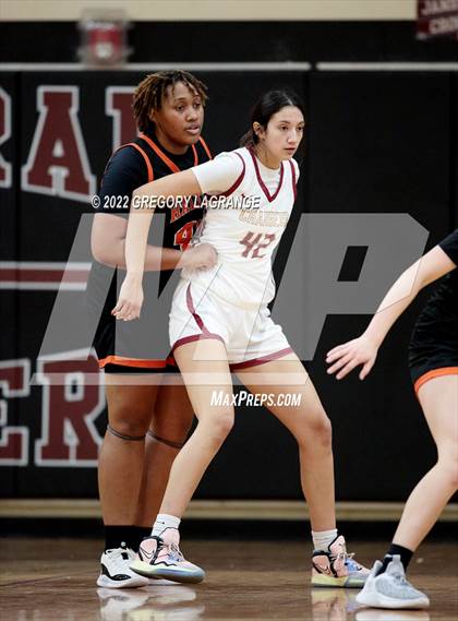 Thumbnail 1 in Haltom vs Keller Central photogallery.