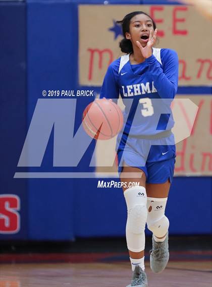Thumbnail 2 in Westlake vs Lehman photogallery.